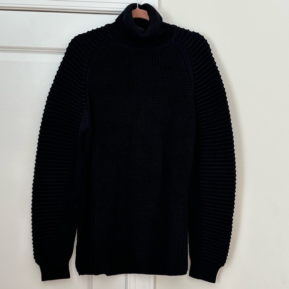 G-Star Turtle Neck Chunky Knit Sweater - Picture 2 of 7